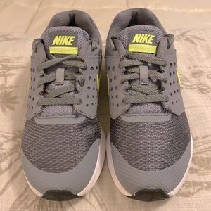 Nike Downshifter 7 Little Boy Shoes